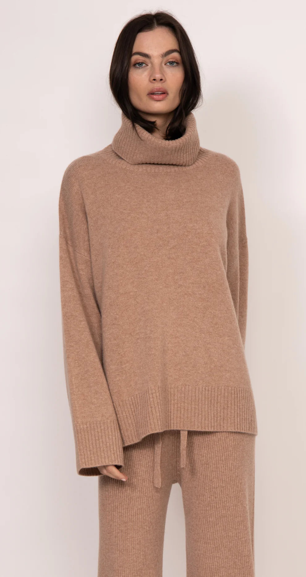 Charlie oversized cashmere turtleneck