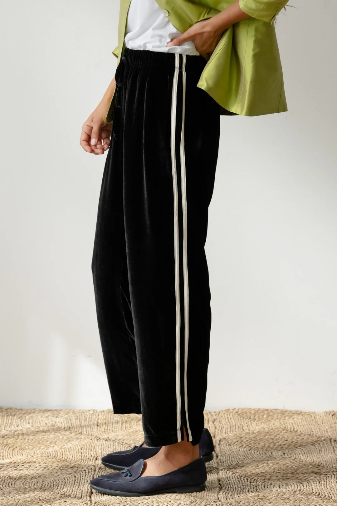 Velvet stripe crop pant