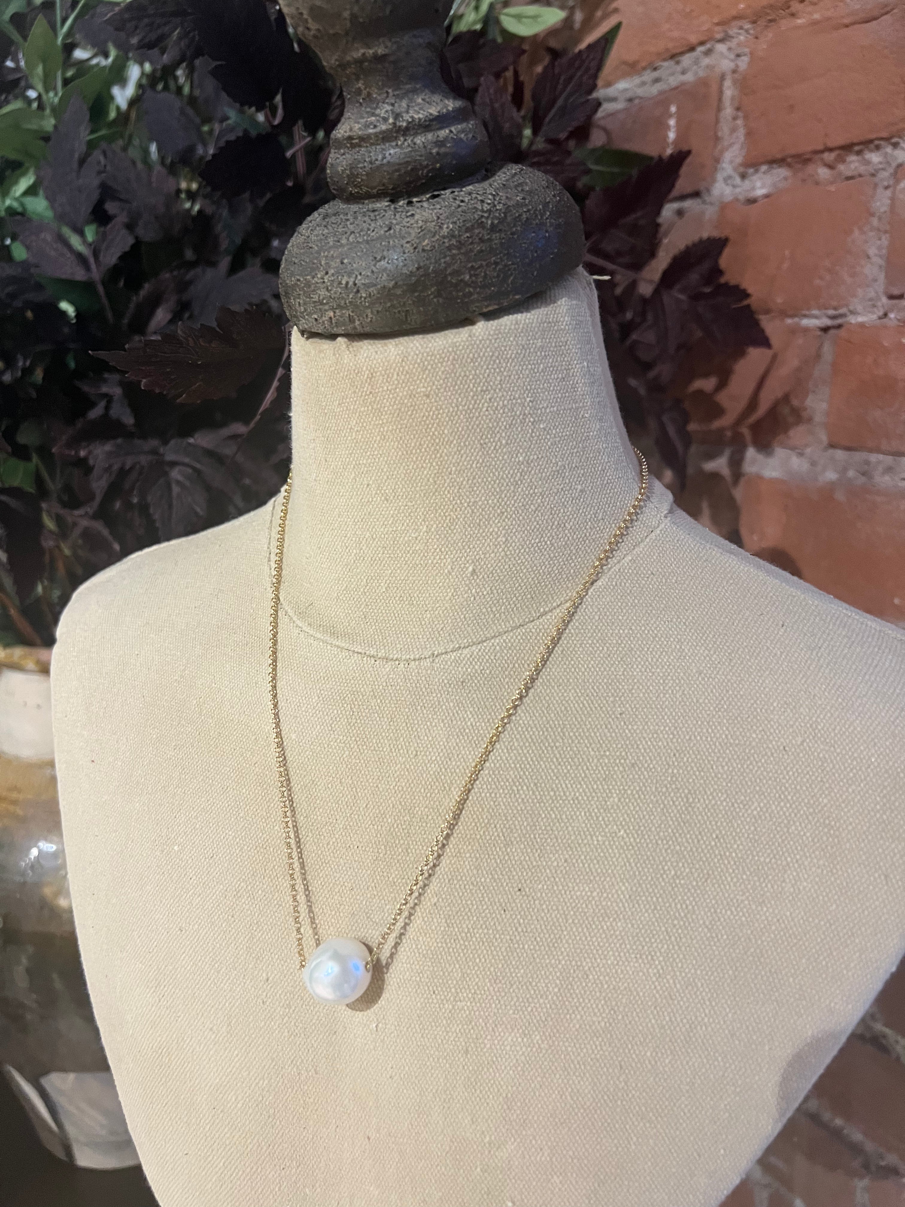 Gold ball chain with pearl 18.5"