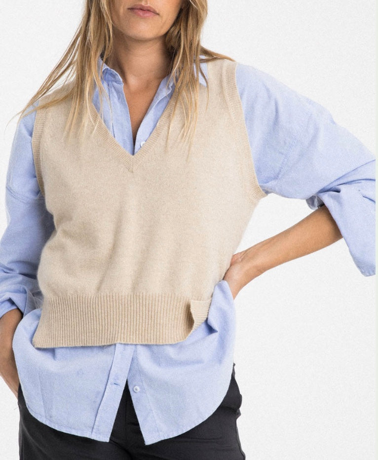 Cashmere vest