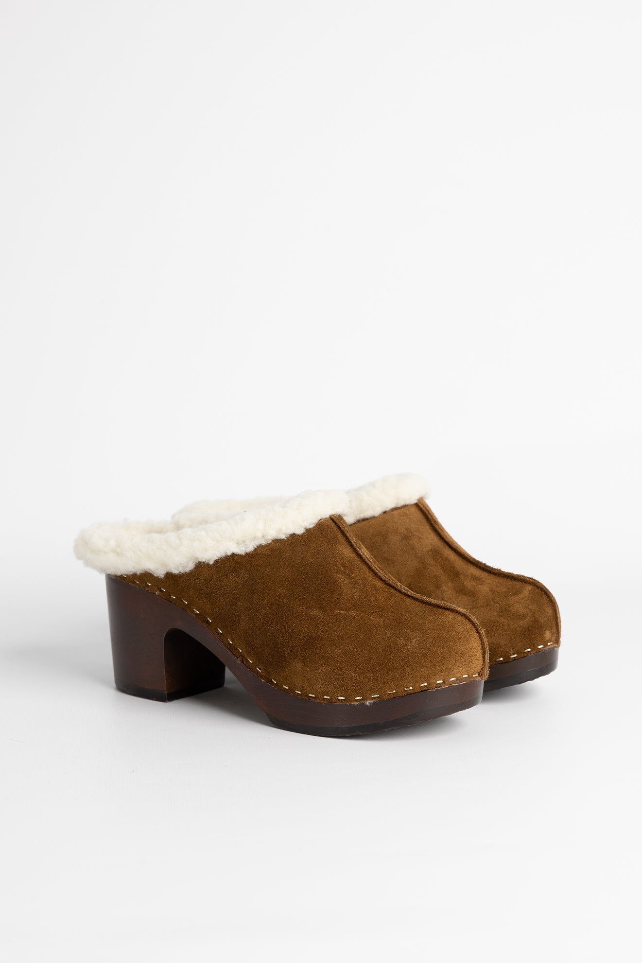 YGLOO suede clog