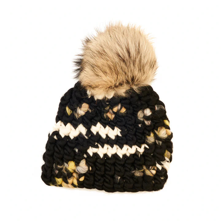 Dark sunny beanie + racoon pom