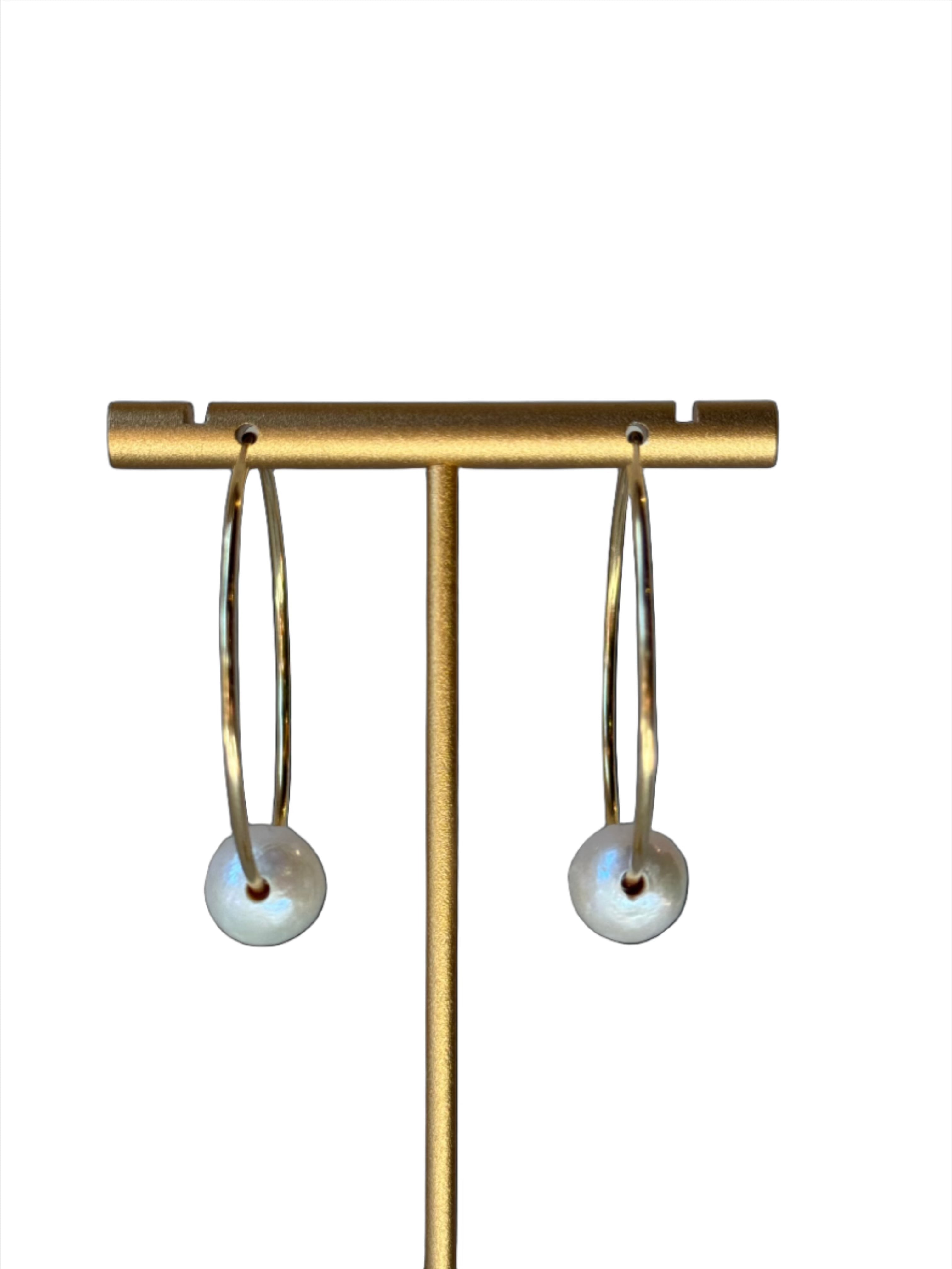 Hoop earrings w/pearl medium