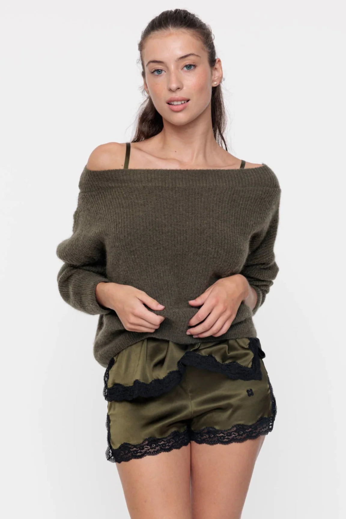 Boatneck sweater